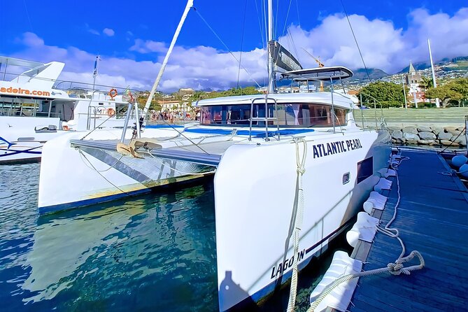 Half Day Tour on a Luxury Catamaran on Madeira Island - What three hours on the catamaran feels like