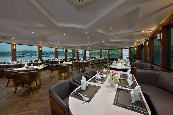 Halong Catamaran Cruise - Halong Bay Lan Ha Luxury Day Trip - Bright Dark Cave by kayak or bamboo boat