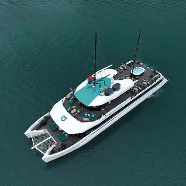 Halong & Lan Ha Bay 1-Day Catamaran Cruise from Hanoi - Lunch on board from noon to 1 PM