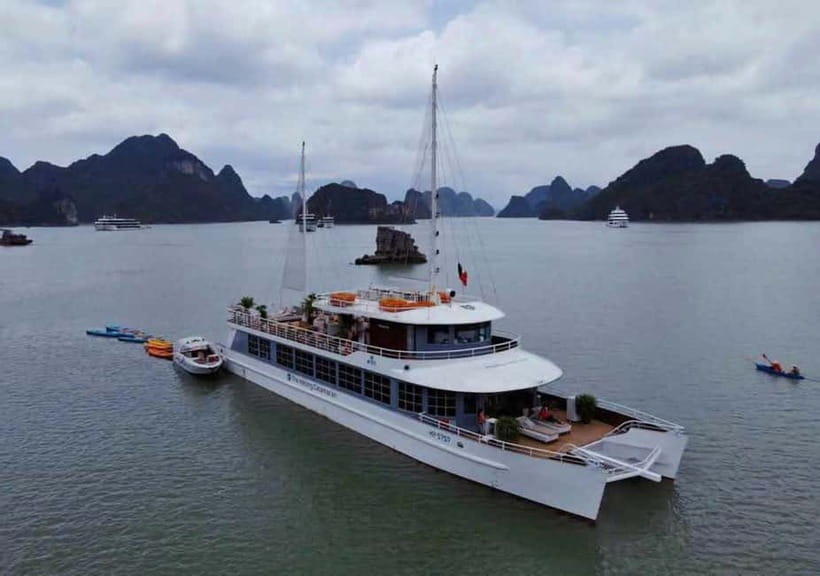 Hanoi/Ha Long: Ha Long Bay Luxury Day Cruise by Catamaran - Why this Ha Long Bay cruise works well as a day trip