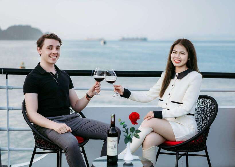 Hanoi/Ha Long: Ha Long Bay Luxury Day Cruise by Catamaran - Leaving Hanoi for Ha Long Pier