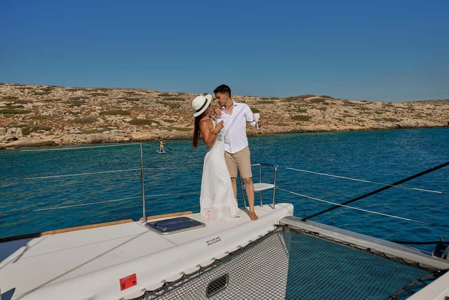 Heraklion: Catamaran Cruise to Dia Island - FAQ