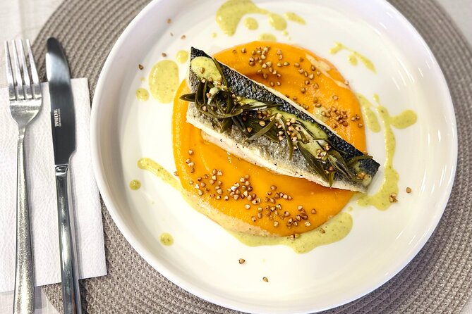 Heraklion: Dia Catamaran Cruise with Lunch by Top-50 Greek Chef - A food schedule that goes well beyond lunch