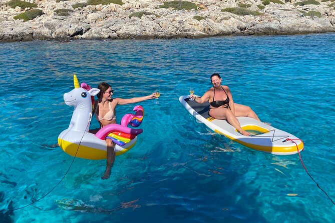 Heraklion: Dia Island Catamaran Cruise with Water Toys - Leisure time after lunch