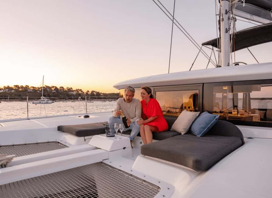 Heraklion Luxury Sailing Catamaran Dia Island | Gourmet Menu - Key points at a glance