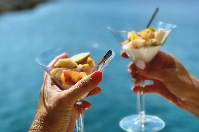Heraklion: Private Catamaran Cruise to Dia with Meal & Drinks - Key points to know before sailing