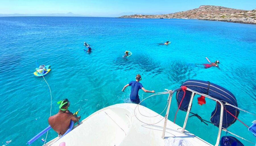 Hersonissos: Dia Catamaran Cruise with Lunch & Drinks - The small group changes the feel of the day