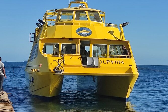 Hula Hula Island by Catamaran with Parasailing Fly - Hurghada - Leaving Hurghada by catamaran