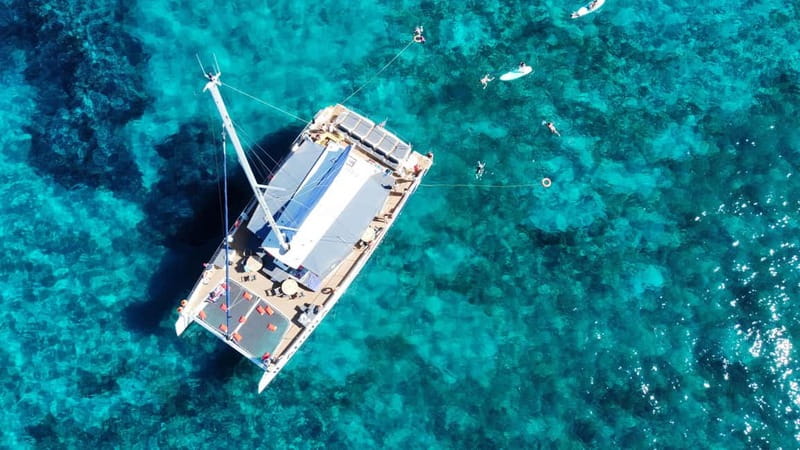 Hyères: Morning Discovery - Guided Tour of the Coast by Catamaran - Sailing Past Giens, Port-Cros, and Porquerolles