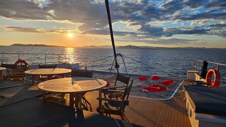 Hyères : Sunset Catamaran Cruise to Giens Peninsula - The one-hour stop facing La Badine Beach