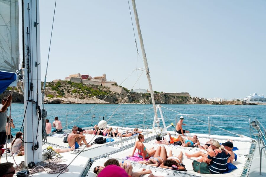 Ibiza: Catamaran Cruise to Formentera with Meal and Drinks - Meeting the Sun Cat at Botafoch