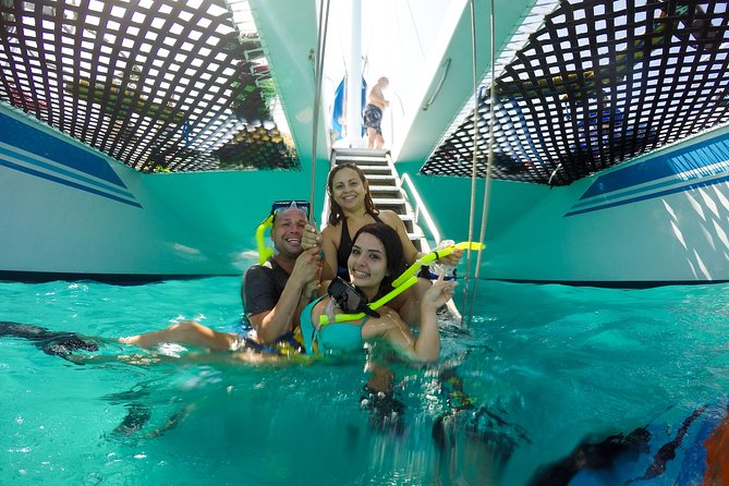 Icacos Island Catamaran Day Sail from Fajardo - Leaving Puerto del Rey with El Yunque behind you