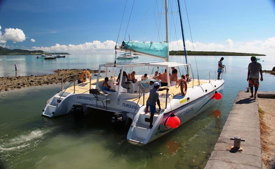 Ile aux Cerfs: The very best day by catamaran. - Starting near Disable Blanc