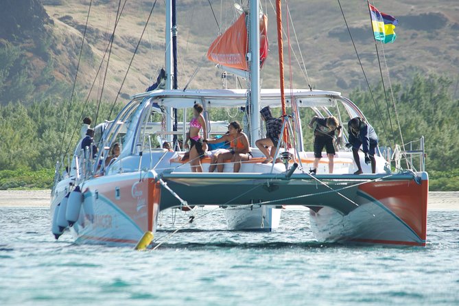 Ilot Gabriel Catamaran Cruise in Mauritius - Barbecue lunch, drinks, and the pace of the day