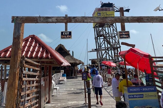 Isla Mujeres Basic Tour in Catamaran with Snorkel and Open Bar - Who Will Enjoy This Catamaran Day
