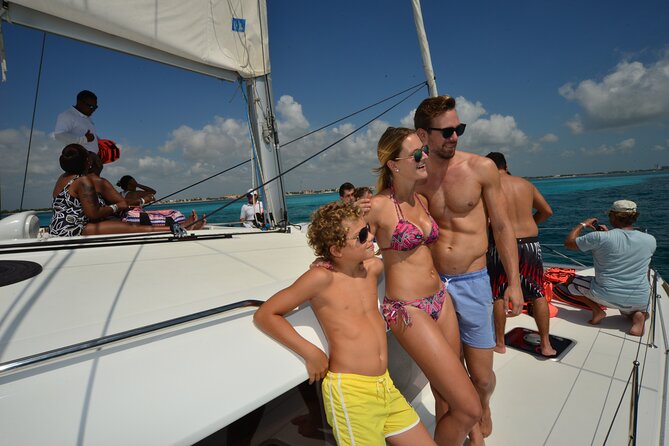 Isla Mujeres Catamaran from Cancun with Open bar and lunch - Buffet lunch at the beach club