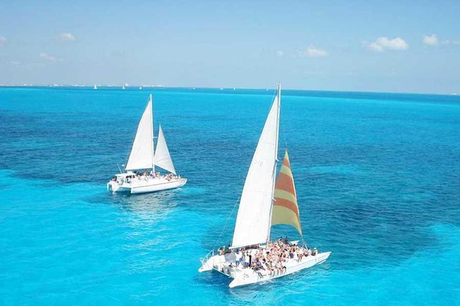 Isla Mujeres Catamaran Luxury Sailing Experience - Snorkeling around El Meco and the underwater museum