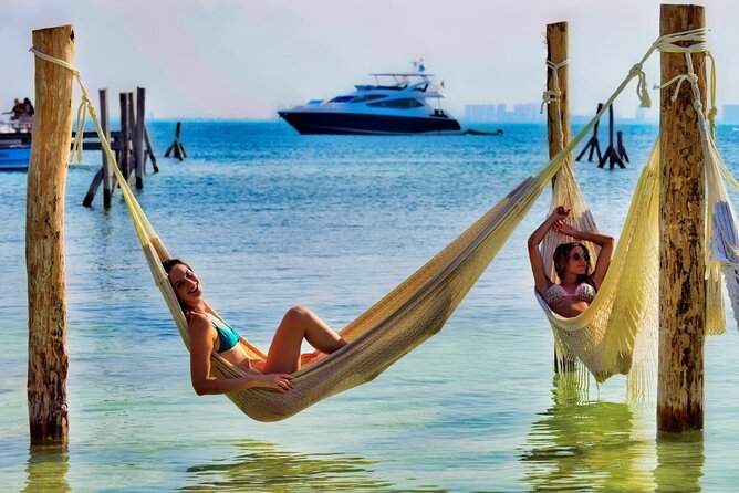 Isla Mujeres Catamaran Sailing Experience with Lunch & Open Bar - Sailing from Marina Albatros in Cancun