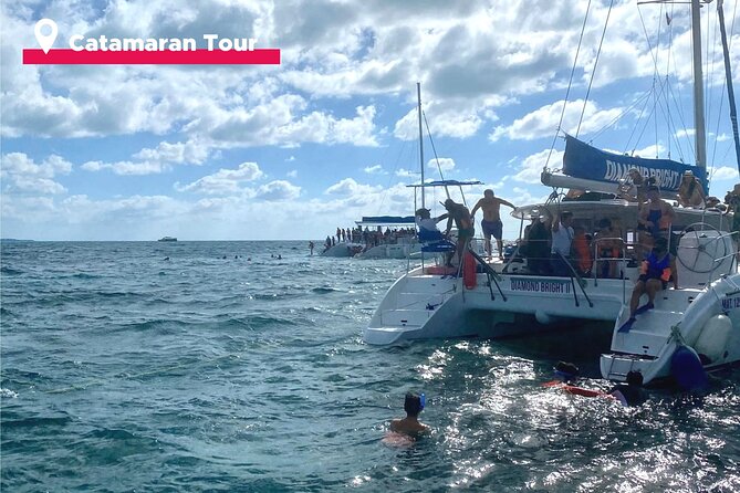 Isla Mujeres Catamaran + Snorkel + Open Bar on board + Buffet - Snorkeling: good organization, but not a beginner swim
