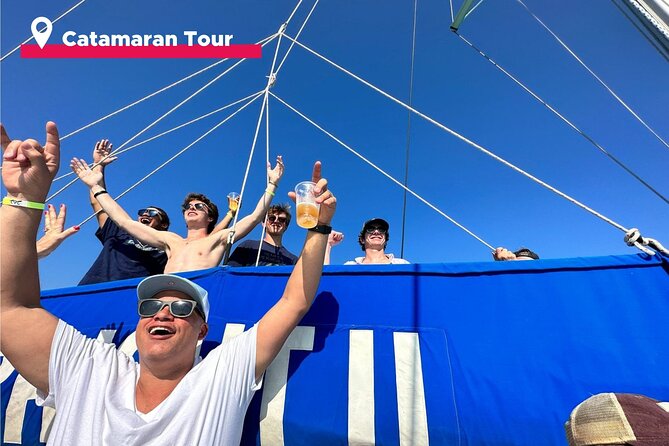 Isla Mujeres Catamaran + Snorkel + Open Bar on board + Buffet - What happens on the catamaran