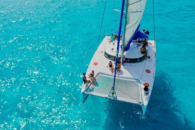 Isla Mujeres: Catamaran Tour with Snorkeling Food, Drinks, Beach - The beach club buffet and included bar