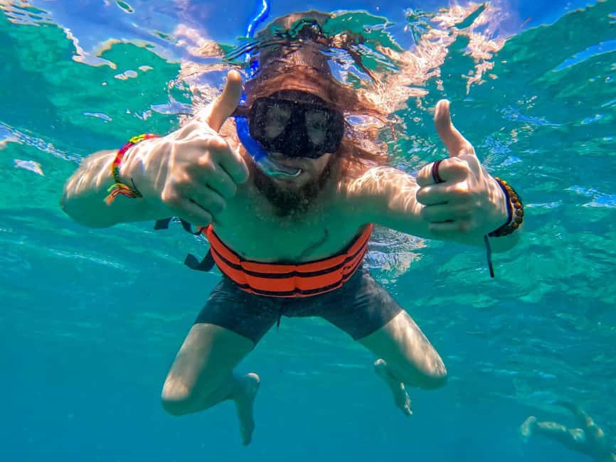Isla Mujeres Catamaran Tour with Snorkeling & Open bar - Should you book the Joluga catamaran tour?