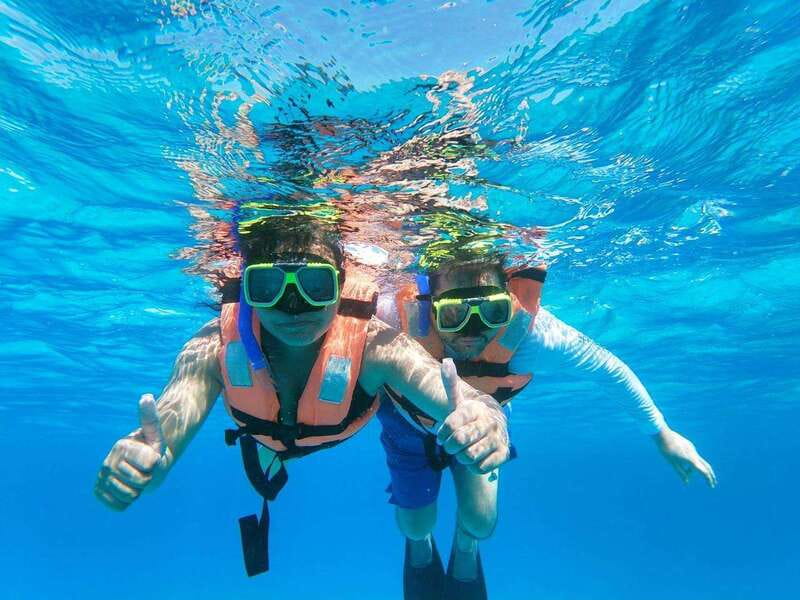 Isla Mujeres: Catamaran with Open Bar, Snorkeling and Lunch - Key points before you book
