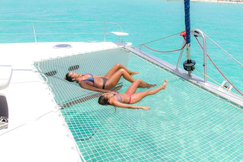 Isla Mujeres: Catamaran with Open Bar, Snorkeling and Lunch - Who should book this catamaran trip?
