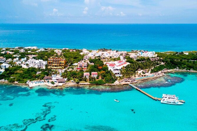 Isla Mujeres on luxury catamaran with snorkel, open bar and lunch - Snorkeling near El Meco