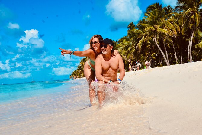 Isla Saona Exclusive Tour with Catamaran & Natural Pool - The ride back to Punta Cana