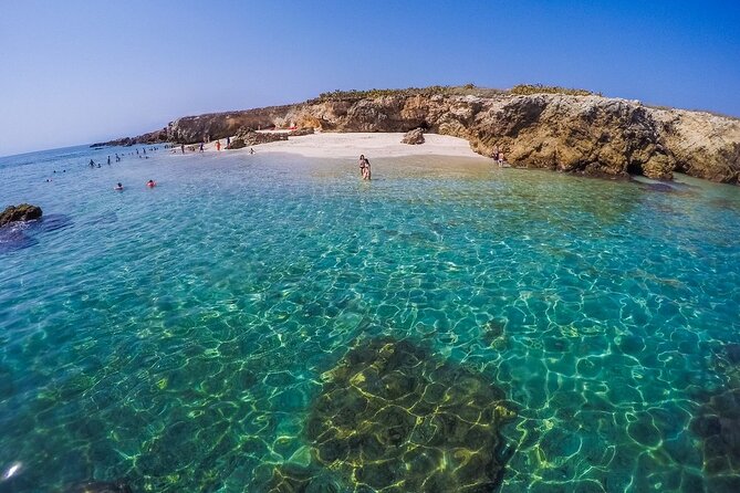 Islas Marietas Experience! Catamaran Nature Trip - What your two hours at the islands look like