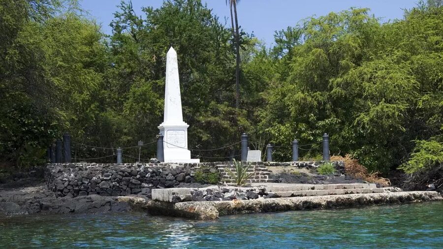 Kailua-Kona: Captain Cook Reef Catamaran Day Trip with Lunch - Is $80 a fair price?