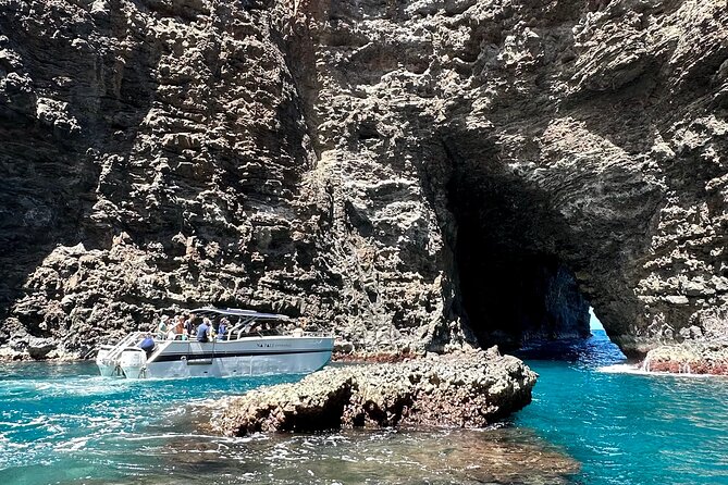 Kauai: Na Pali Coast Power Catamaran - How rough is the catamaran ride?