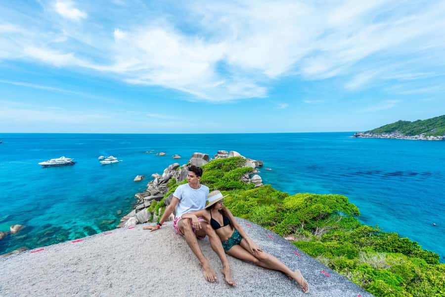 Khao Lak : Similan Islands Speed Catamaran Premium Morning - Koh 8 and Donald Duck Bay