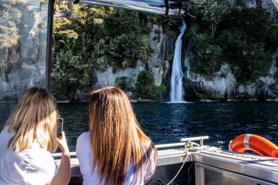 Kinloch: Lake Taupo Catamaran Cruise with Paddleboarding - Waterfalls, ravines, and the Waihāhā stop