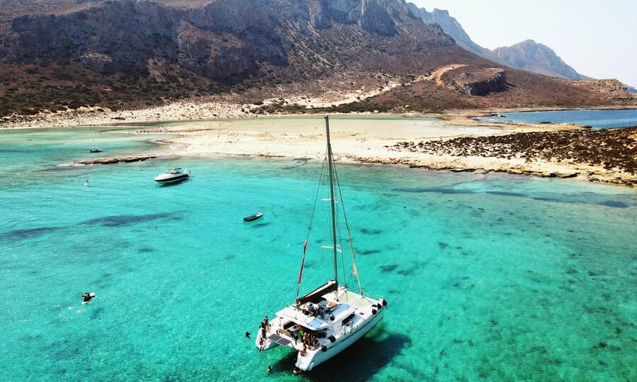 Kissamos: Balos & Gramvousa Luxury Catamaran Sailing Cruise - Starting in Kissamos with coffee and breakfast