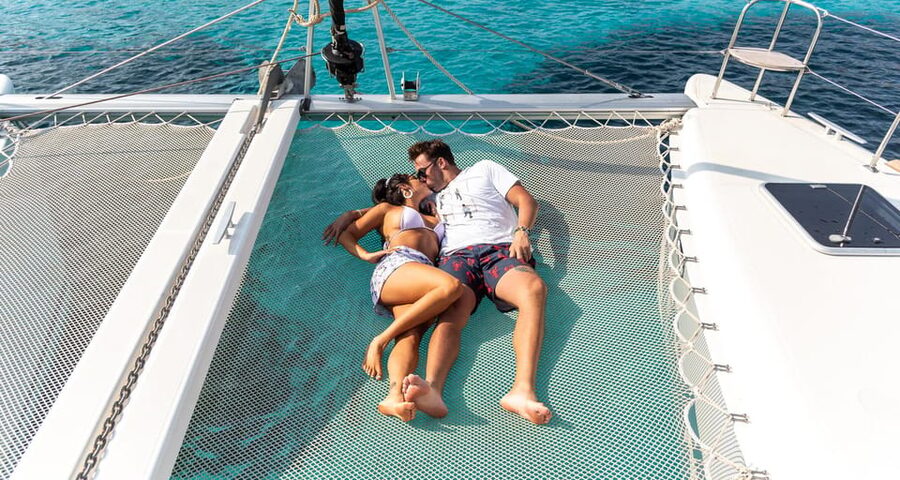 Kissamos: Balos & Gramvousa Luxury Catamaran Sailing Cruise - Cretan lunch, local wine, and room to relax