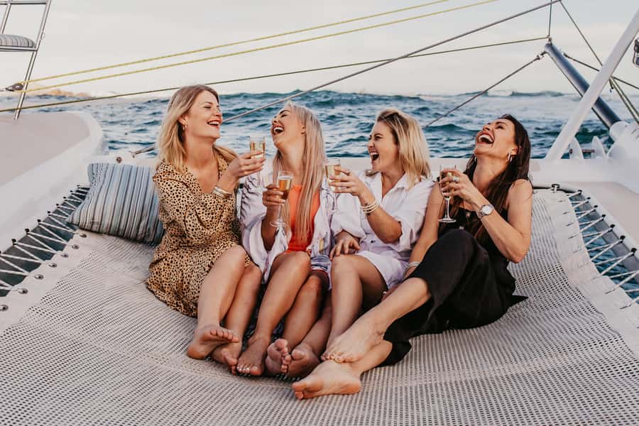 Knysna: Luxury Catamaran Marine Adventure Tour - Cruising across the Knysna Lagoon