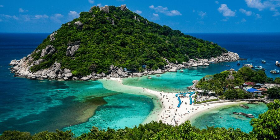 Koh Samui: Koh Tao and Nangyuan Snorkeling Tour by Catamaran - Guides, equipment, and comfort on the water