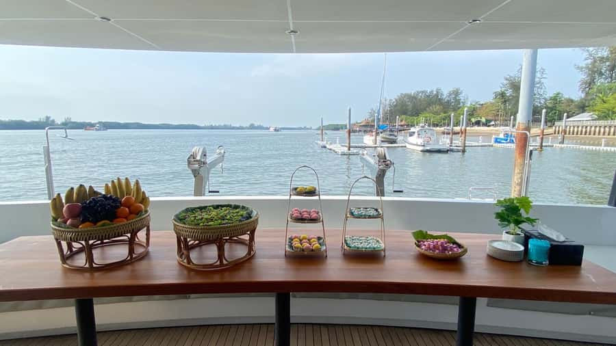 Krabi: Luxury Sunset Cruise to 4 Islands by Power Catamaran - What to bring for a smoother afternoon