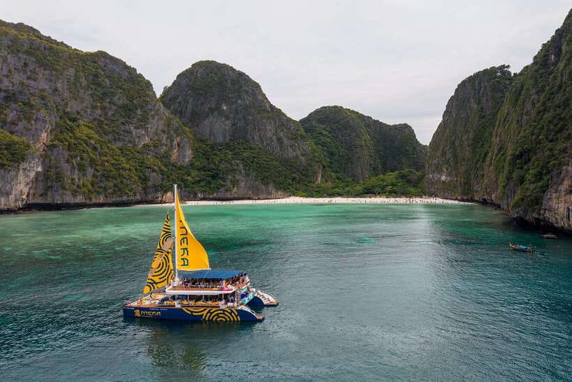 Krabi: Phi Phi Island Luxury Sunset Cruise by Meka Catamaran - Starting from Krabi and Ao Nam Mao Pier