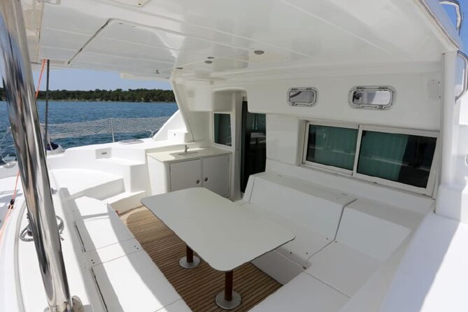 Lagoon 440 · Comfortable catamaran for Ibiza and Formentera - Cala d’Hort, lunch, and water sports