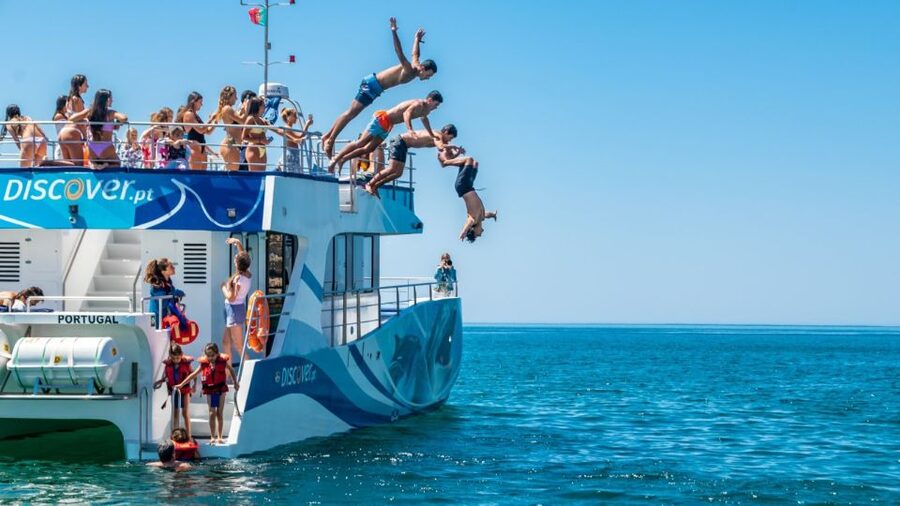 Lagos: Dolphins & Caves - Catamaran - My verdict: book it for the full mix