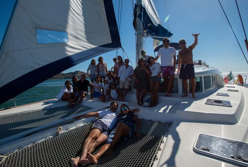 Lisbon: Catamaran Cruise with Drinks & Pastel de Nata - Check-in at Alcântara and settling aboard