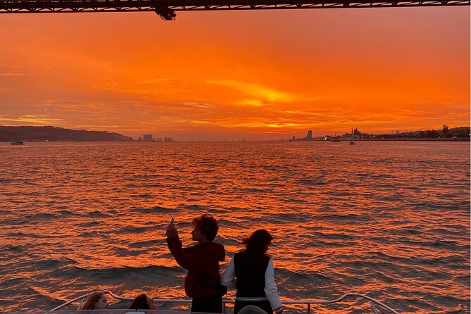 Lisbon: Catamaran Luxury Sunset and Wine Tour - The Discoveries Monument and Belém Tower