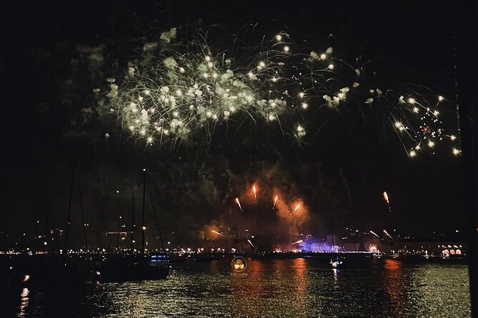 Lisbon NYE Fireworks Catamaran Cruise with Food and Drinks - Cancellation and booking flexibility