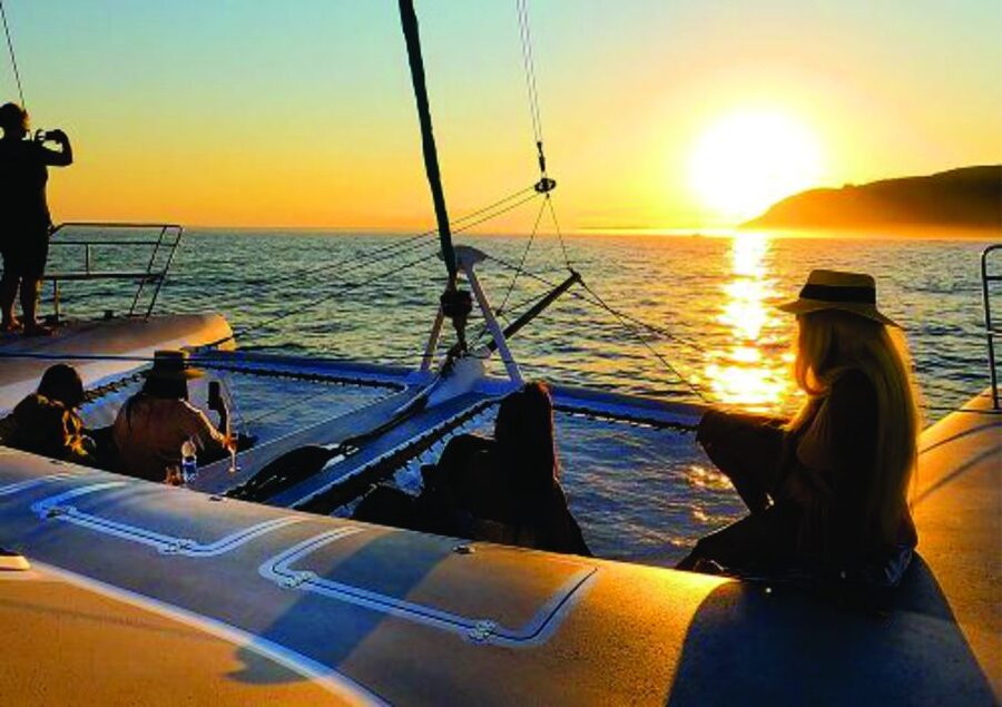 Lisbon: Sunset and Wine Luxury Catamaran Cruise - What the two-hour route gives you