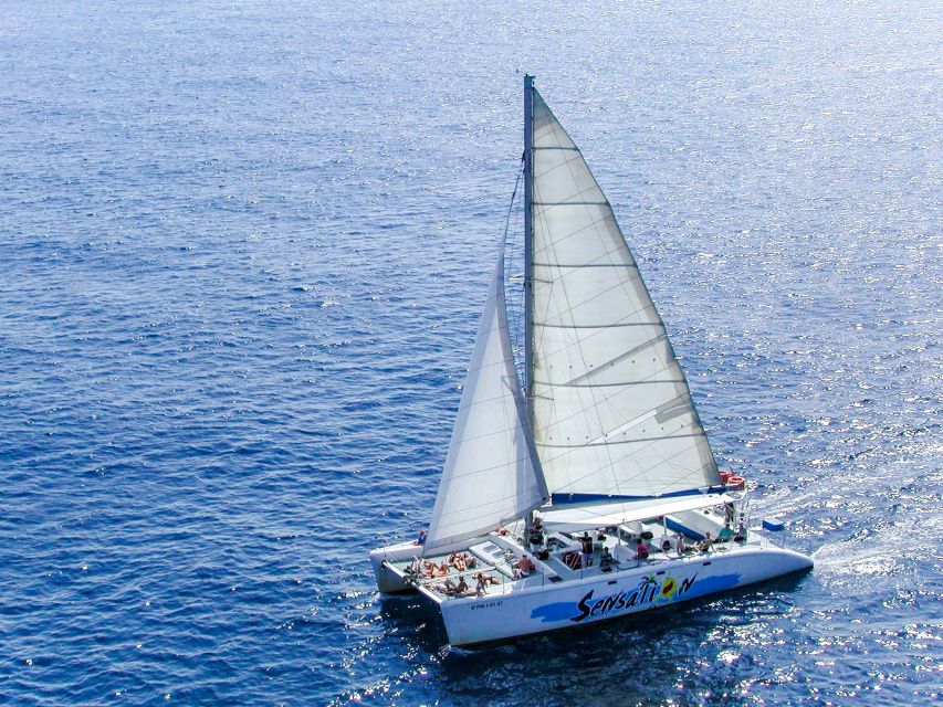 Lloret de Mar: Catamaran Sailing Cruise with BBQ and Drinks - BBQ lunch and what you actually get