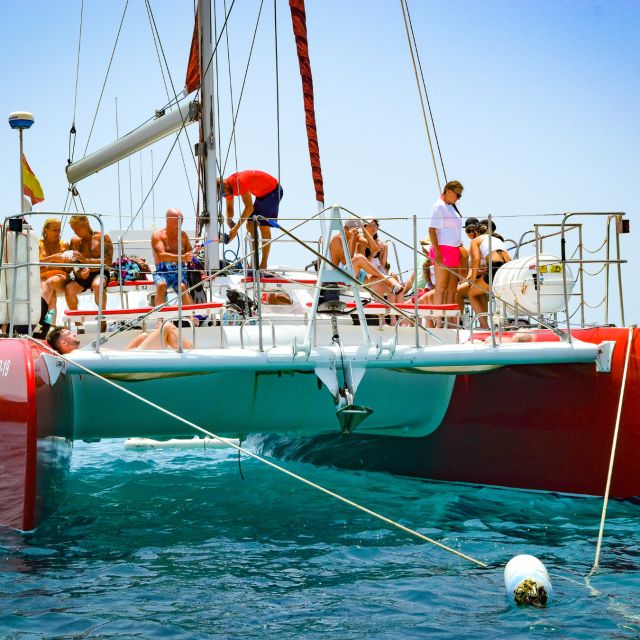Lobos Island: 4-Hour Catamaran Trip with Lunch - Group size, comfort, and the feel on board