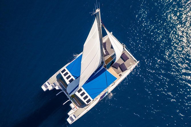 Lounge Catamaran SODADE Half-Day (Adults Only) - SODADE at a glance